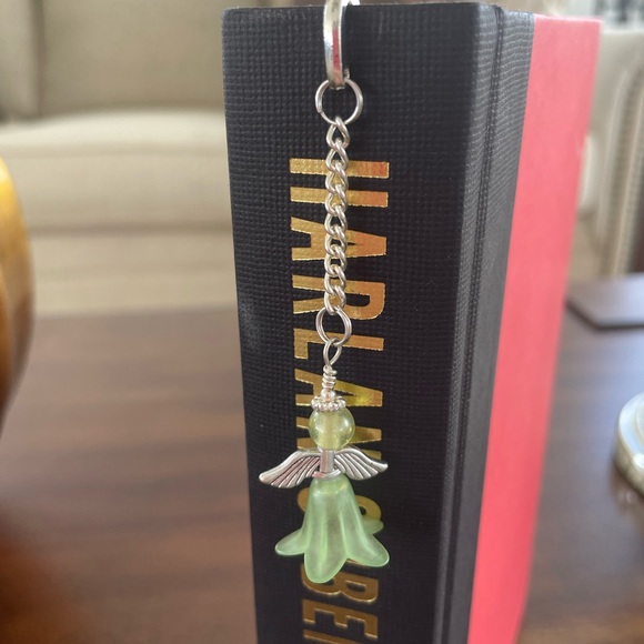 Handmade Light Green Angel Fairy Bookmark with Silver Tone Hook - ideal Gift - Picture 3 of 7